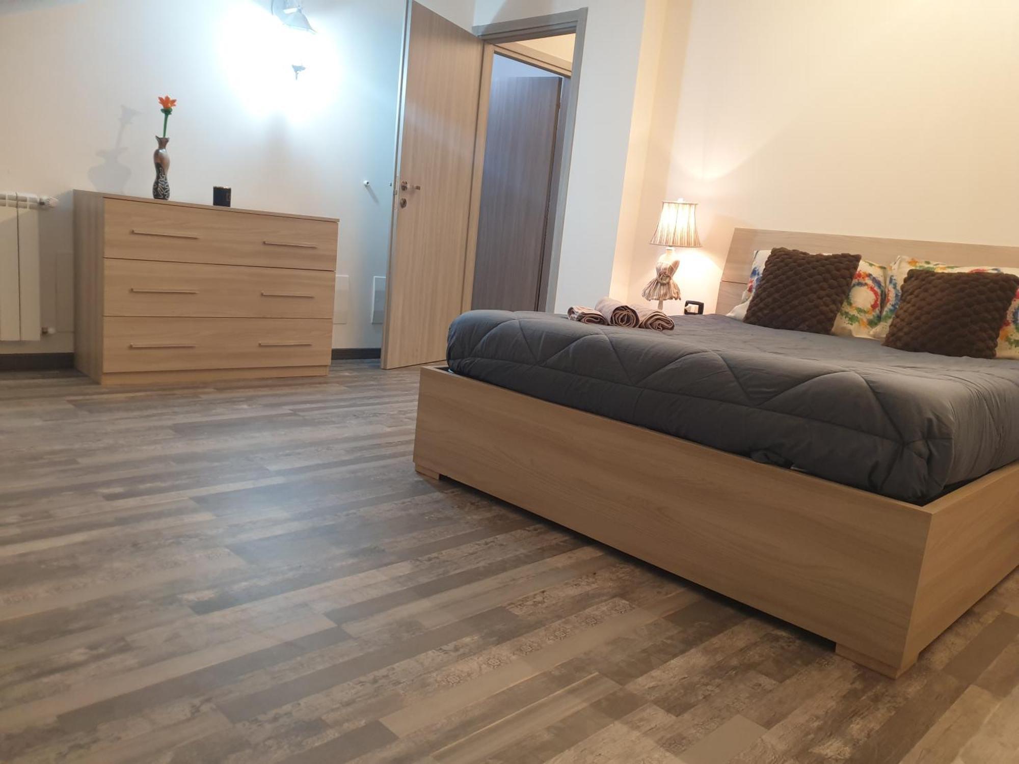 Angela'S Attic Apartment Voghera Bagian luar foto